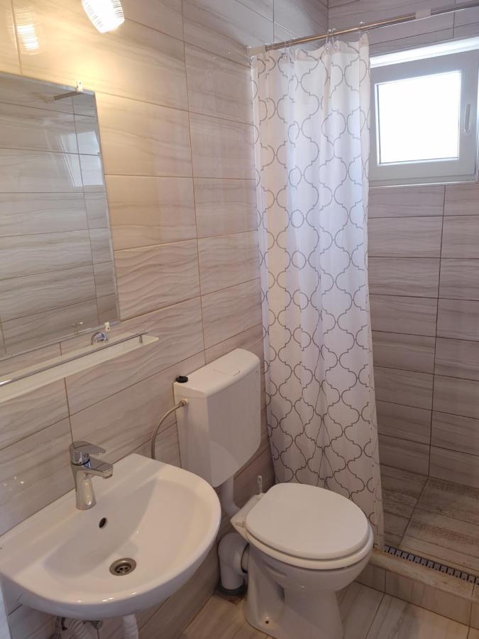 Fiesta Apartman Miskolc Exterior photo